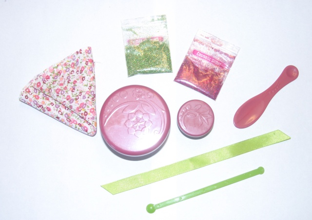 Glitter Spa Contents